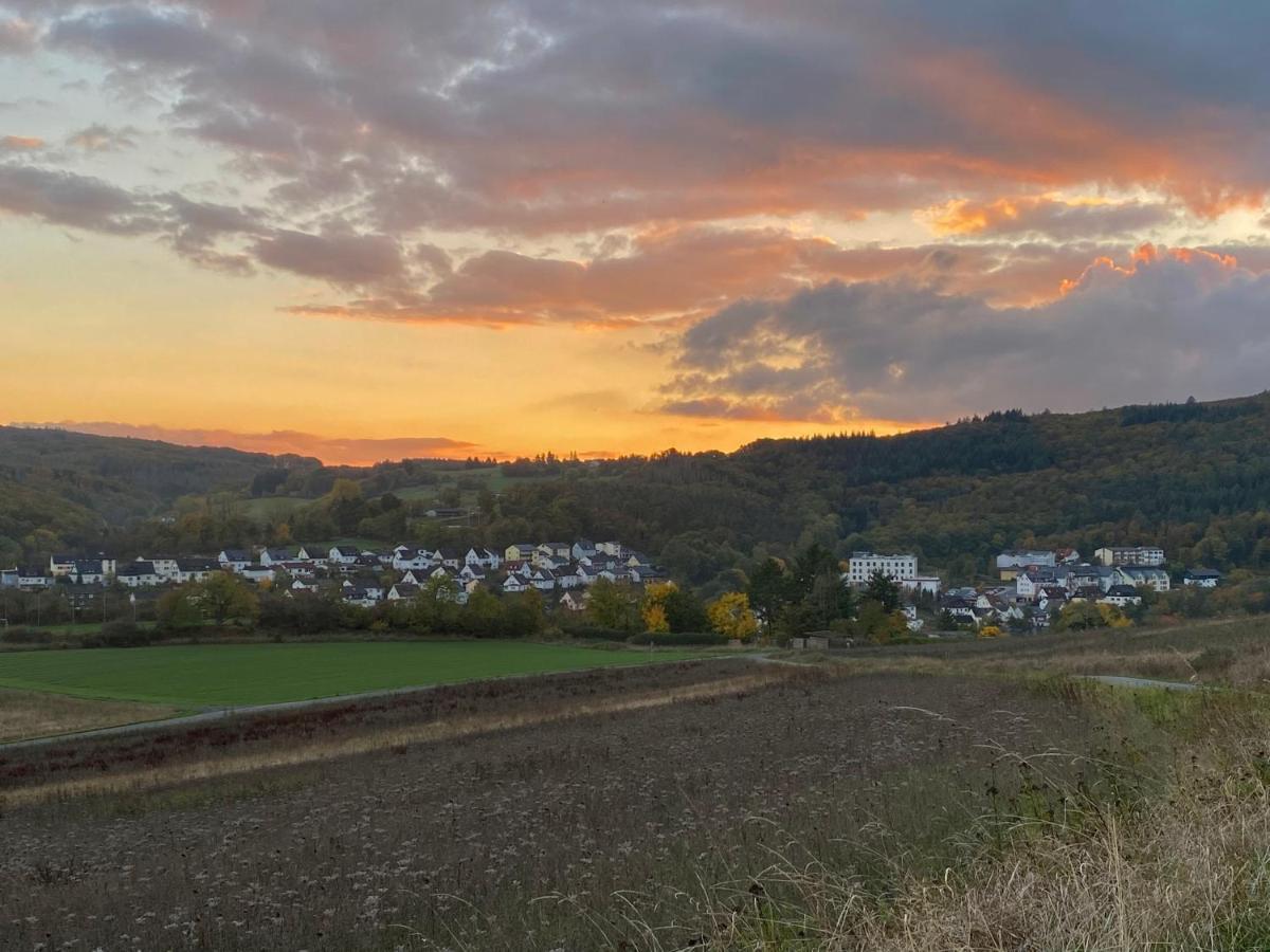 Fruehstueckspension Zur Krone Bad Endbach Esterno foto